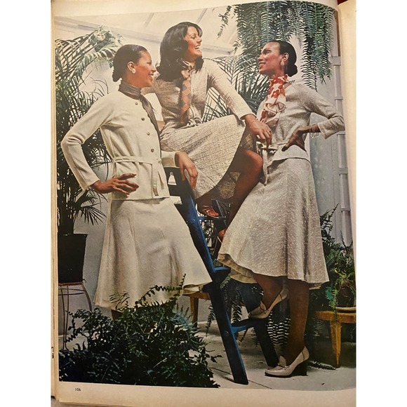 Ebony Magazine, May 1975, Gladys Knight Cover Feature Story - Picture 14 of 15